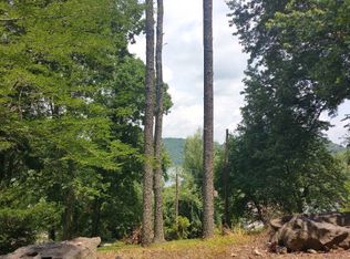 300 Mountain Laurel Ln, Baxter, TN 38544