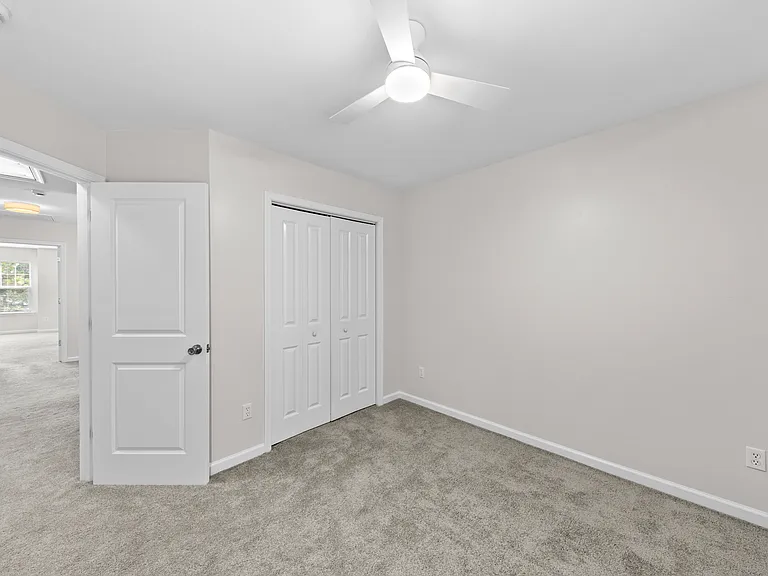 199 Stanley Ct — Photo 32