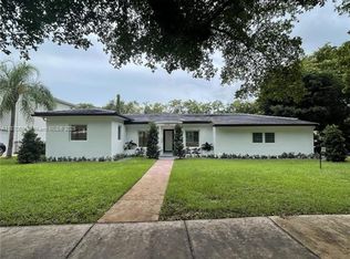 936 S Alhambra Cir #936, Miami, FL 33146