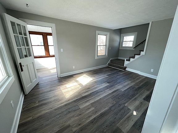 2nd image of 1429 E St #1