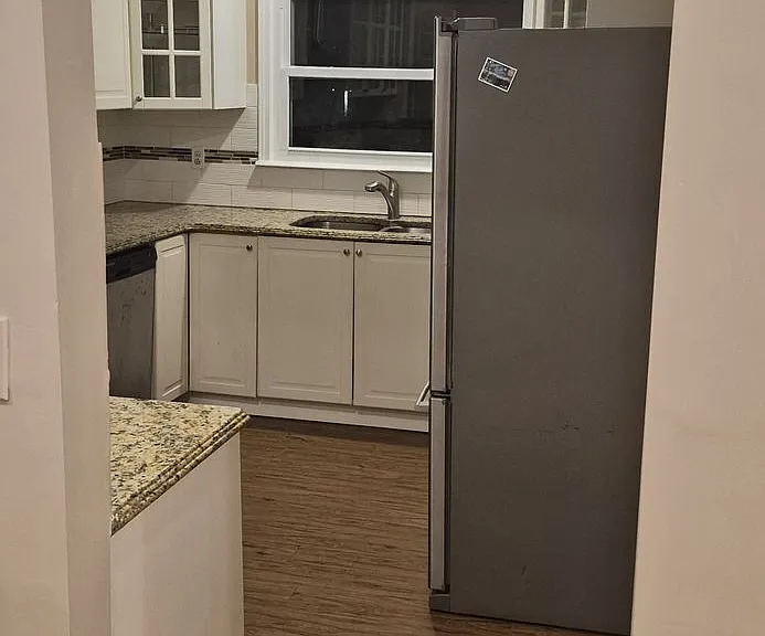 605 Dalrymple Rd — Photo 10
