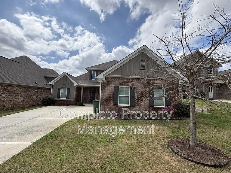 7 Wescott Hill Way SE — Photo 1