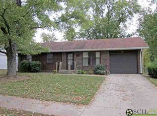 1833 Chandler Ln, Columbus, IN 47203