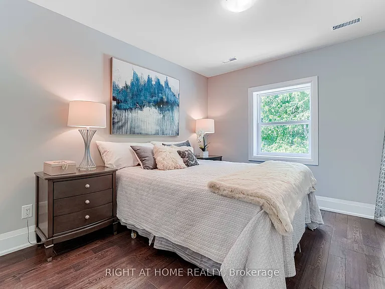 294 S Kingsway Rd #3 — Photo 10