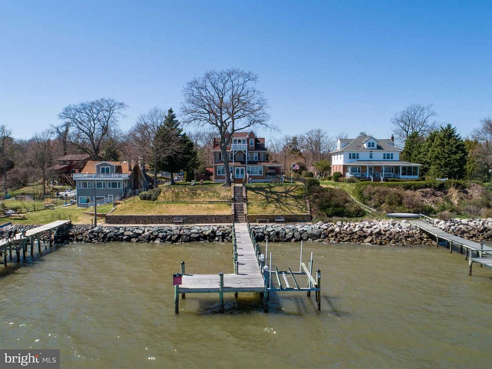 1st image of 8259 Bayside Dr