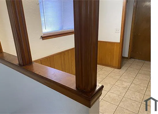 3 bed, 1135 sqft, $1,620 — Photo 3