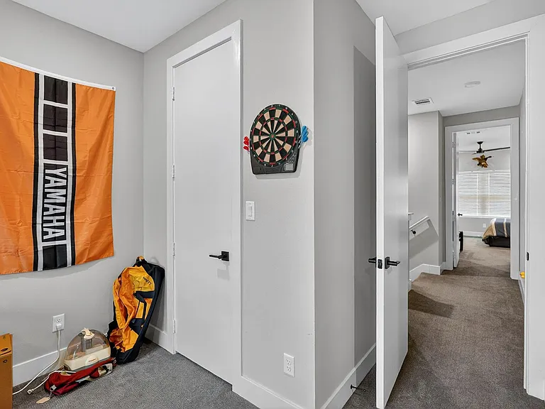 297 Estates Cir — Photo 16
