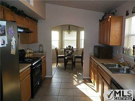 3rd image of 3404 Scarlet Point Dr