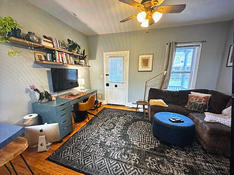 1224 East St #1B — Photo 6