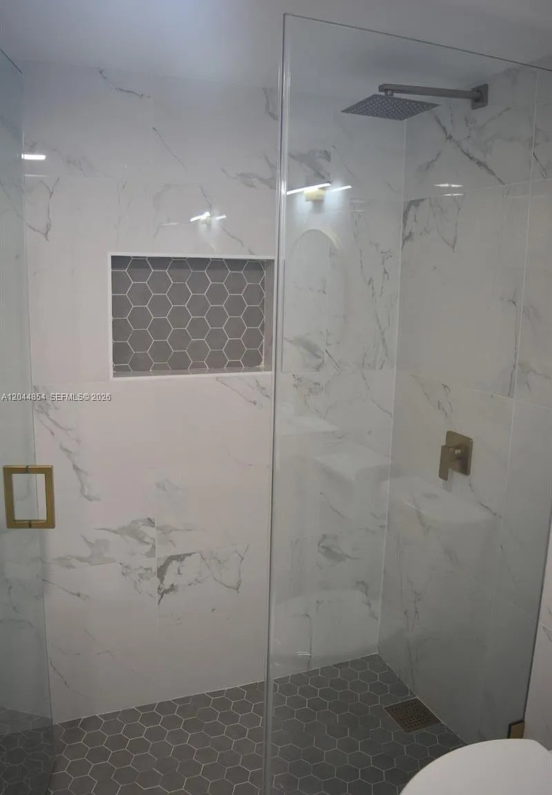 Las Estrellas Condo — Photo 3