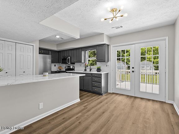 5th image of 8311 Damascus Cir