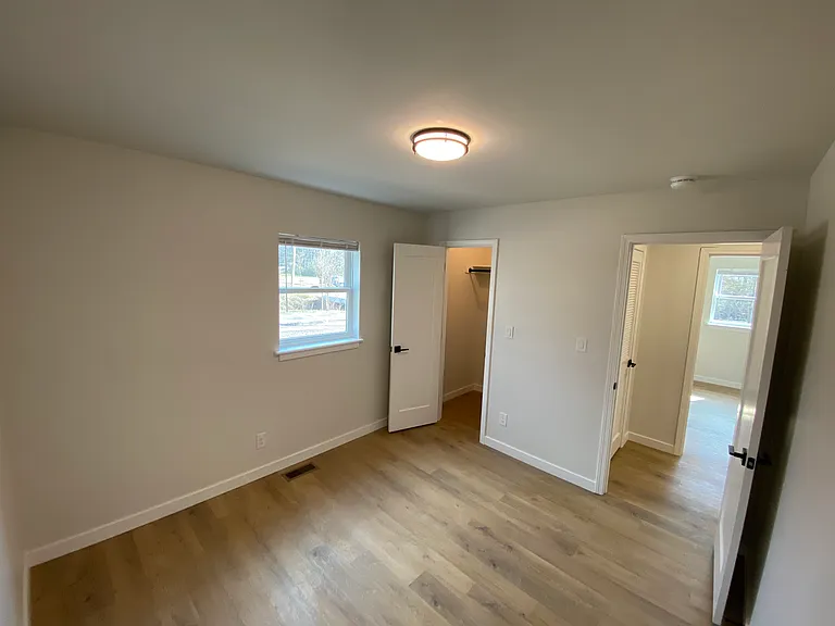 423 Pine St — Photo 10