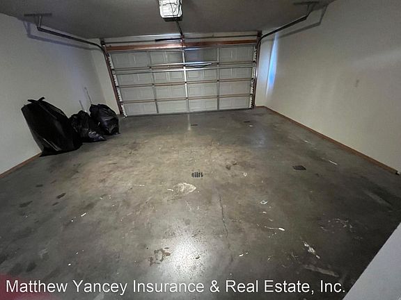 2nd image of 2002 Plum Creek Ln #A