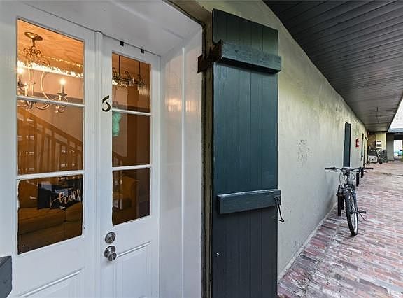 4th image of 523 Saint Philip St #6