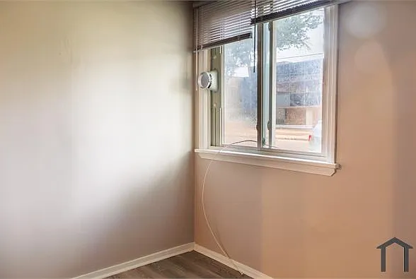 3326 Walton Ave #1 — Photo 9