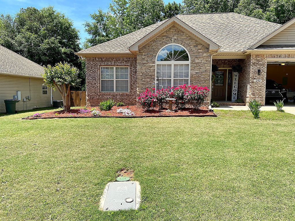 1202 Sawyer Dr, Opelika, AL 36801 Zillow