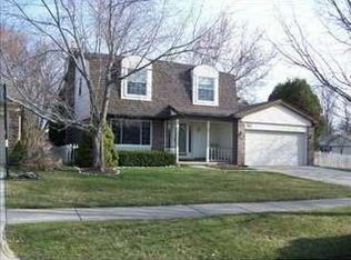 9297 Mayflower Dr, Plymouth, MI 48170