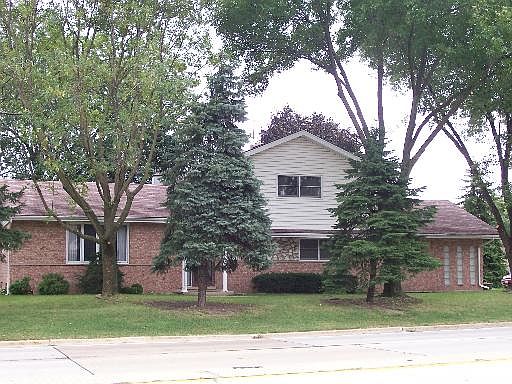 1st image of 6354 Carol Ln