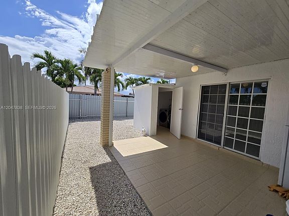 3rd image of 13470 SW 24th St