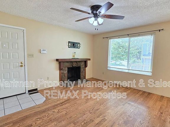 3rd image of 2732 Hearthwood Ln