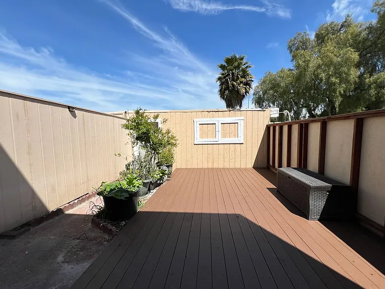 2188 Luz Ave — Photo 22