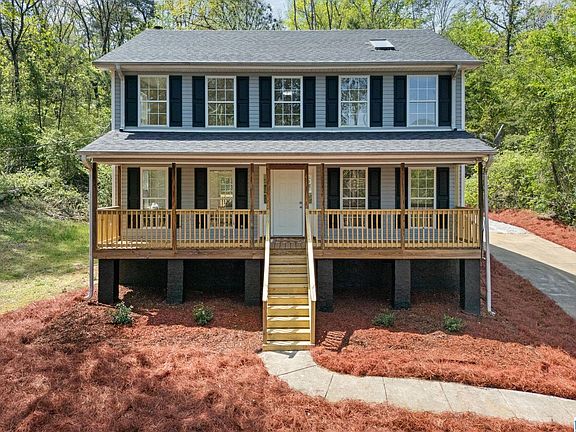 3rd image of 640 Woodhaven Dr