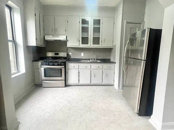 1228 Flatbush Avenue image 7 of 15