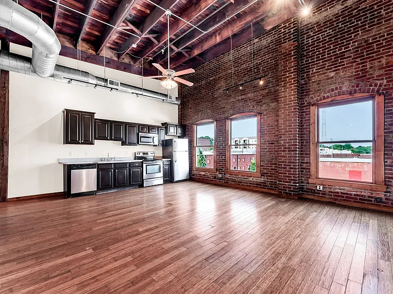 Union Biscuit Warehouse, LLC — Photo 19
