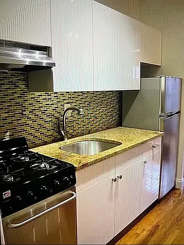 43 Carmine St #12 Photo 1