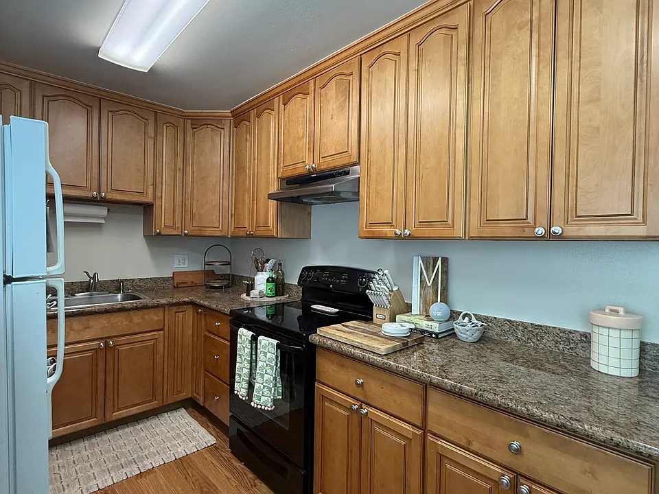 3018 Van Sansul Ave #2