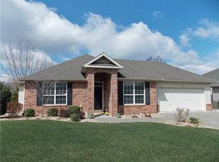 47 Highland Pkwy, Bella Vista, AR 72715
