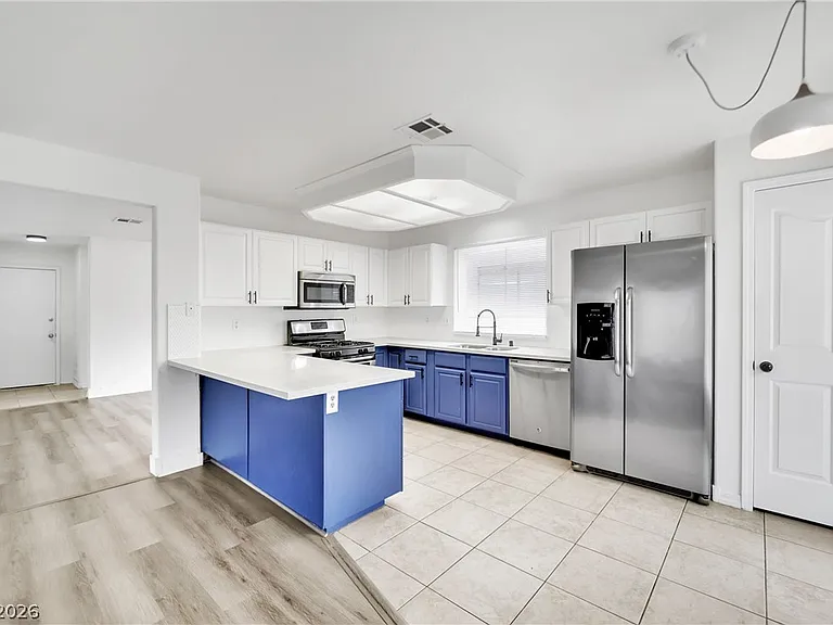3009 Blue Fin Cir — Photo 16