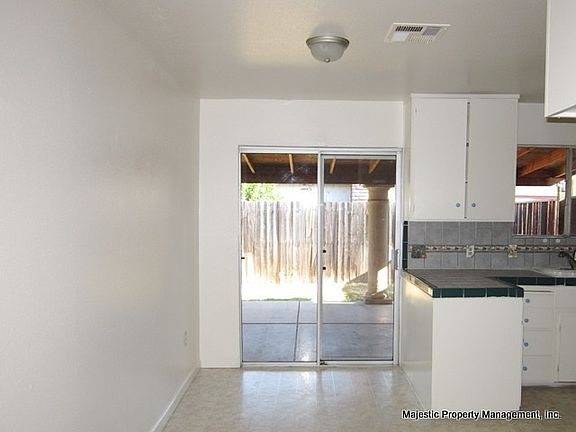 4th image of 8717 Ledgewood Ave
