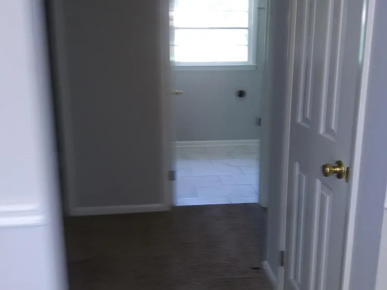1359 Cornwall Rd — Photo 11