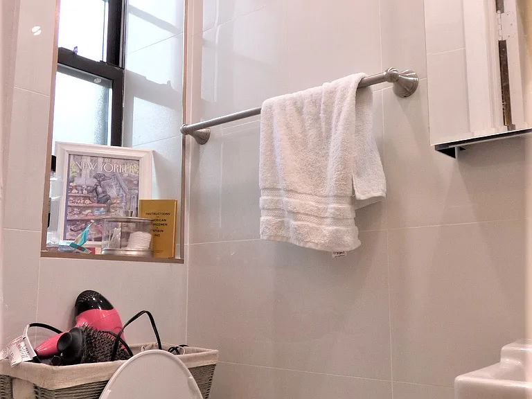 26 Leroy St #16 — Photo 5