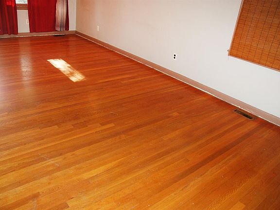 5th image of 2076 Saint Christopher Dr