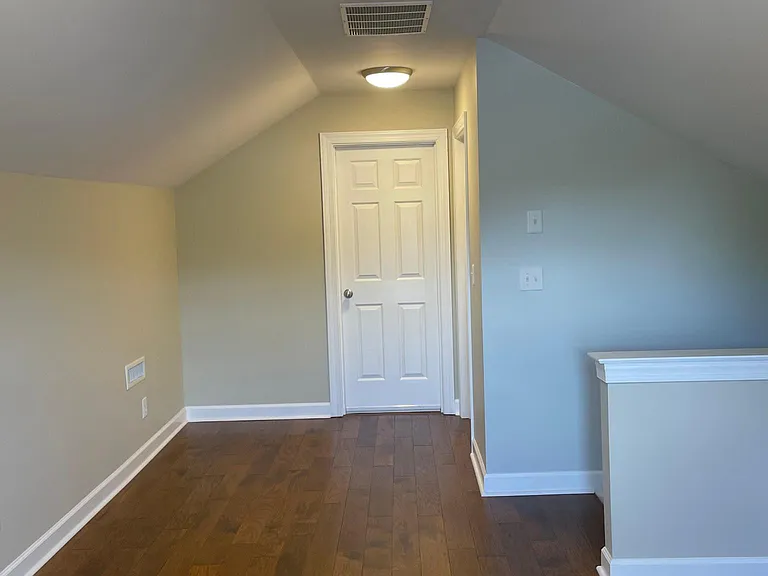 1720 Clay Dr — Photo 46
