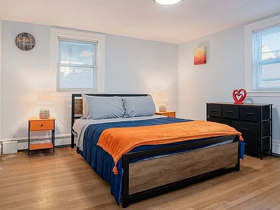 4th image of 20 Bickford Ave #1