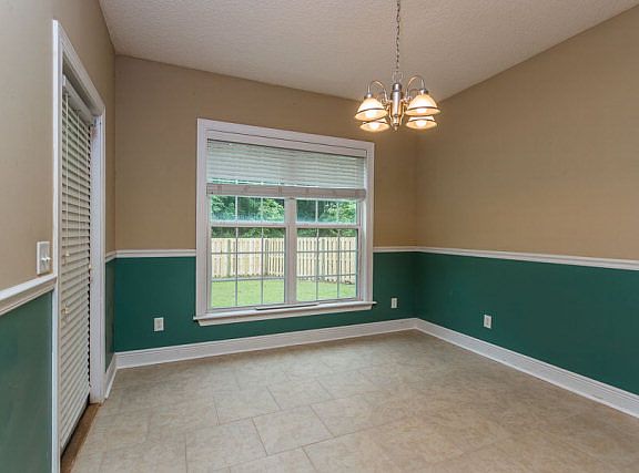 4th image of 167 Hardwood Forest Dr