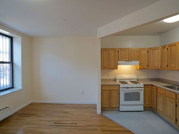 3rd image of 1203 Rogers Ave APT 1A