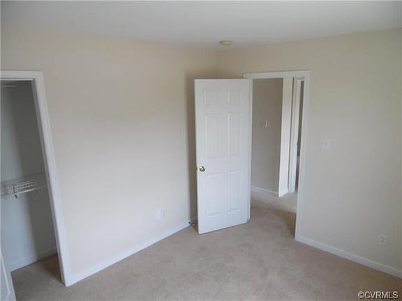 4th image of 5 Beaufont Hills Dr