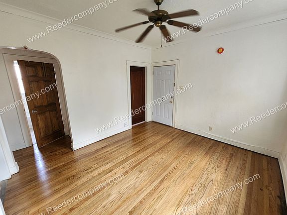 3rd image of 4230 Ivy St #5