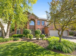 2816 Cordgrass Rd, Naperville, IL 60564