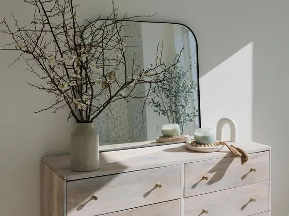 180 Morgan Street image 43 of 140