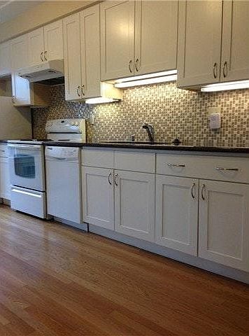 1st image of 2372 Franklin Ave E APT C