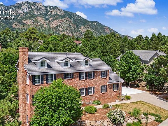 4th image of 4930 Langdale Way