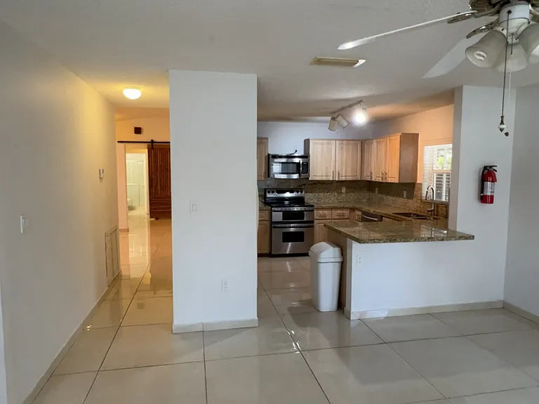 4021 SW 72nd Dr — Photo 28