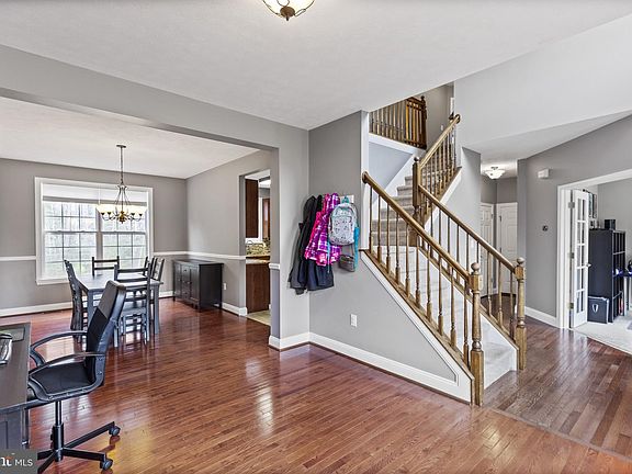 5th image of 18470 Matthews Dr