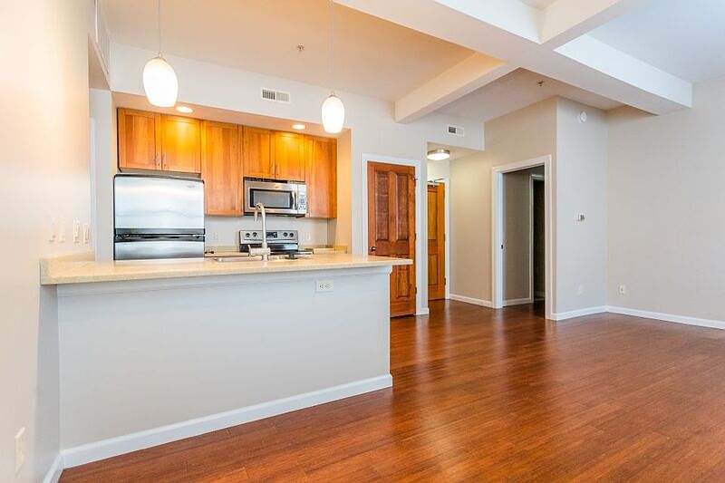 1st image of 181 N Main St APT 203
