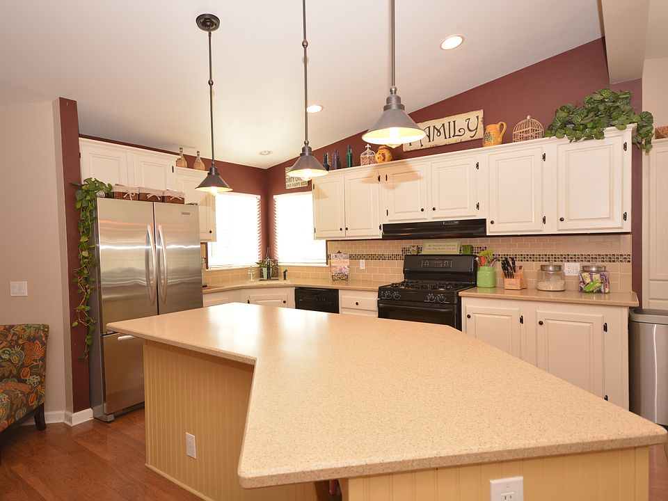 1st image of 31090 Quail Hollow Cir